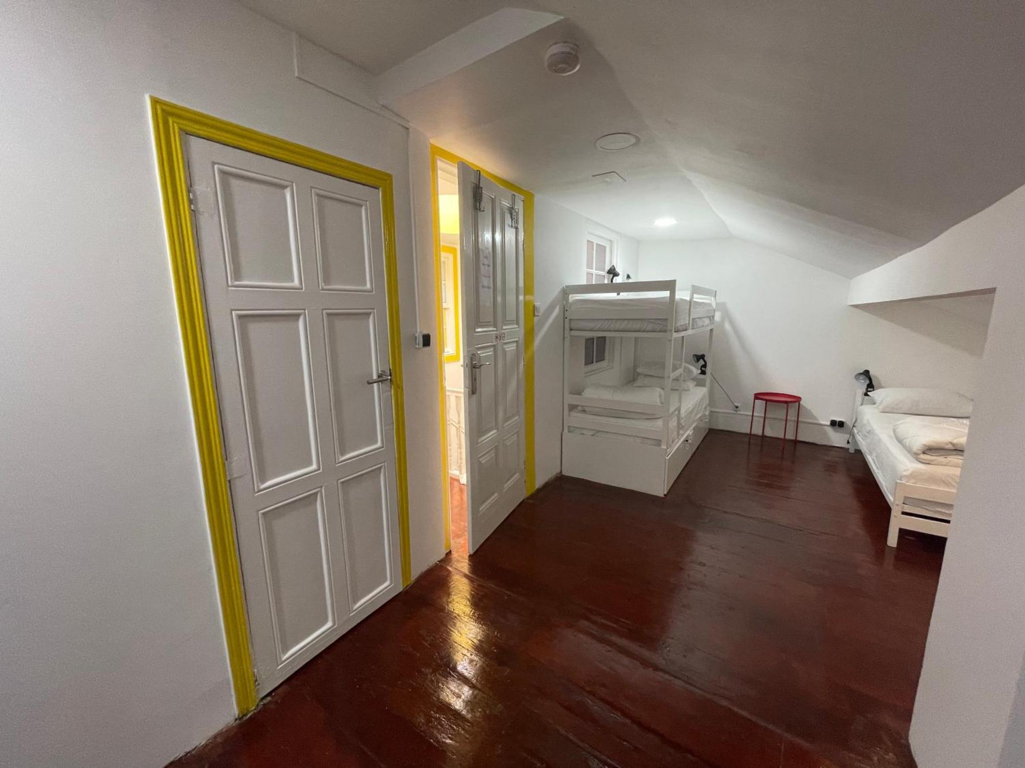 Owls Hostel Ildefonso Porto Kültér fotó