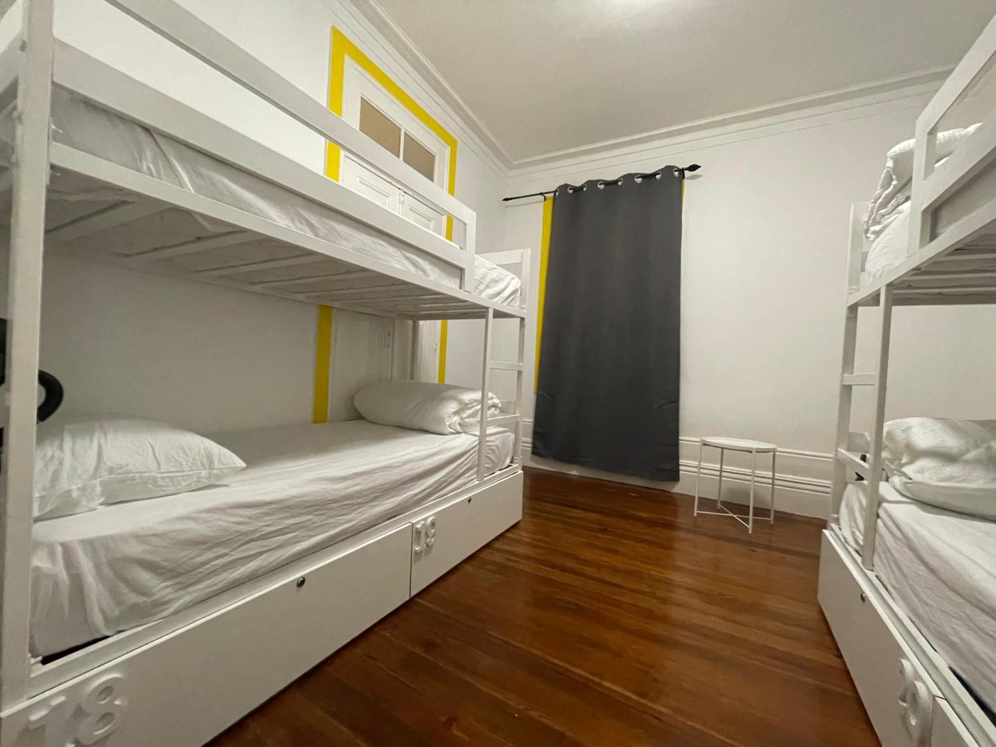 Owls Hostel Ildefonso Porto Kültér fotó