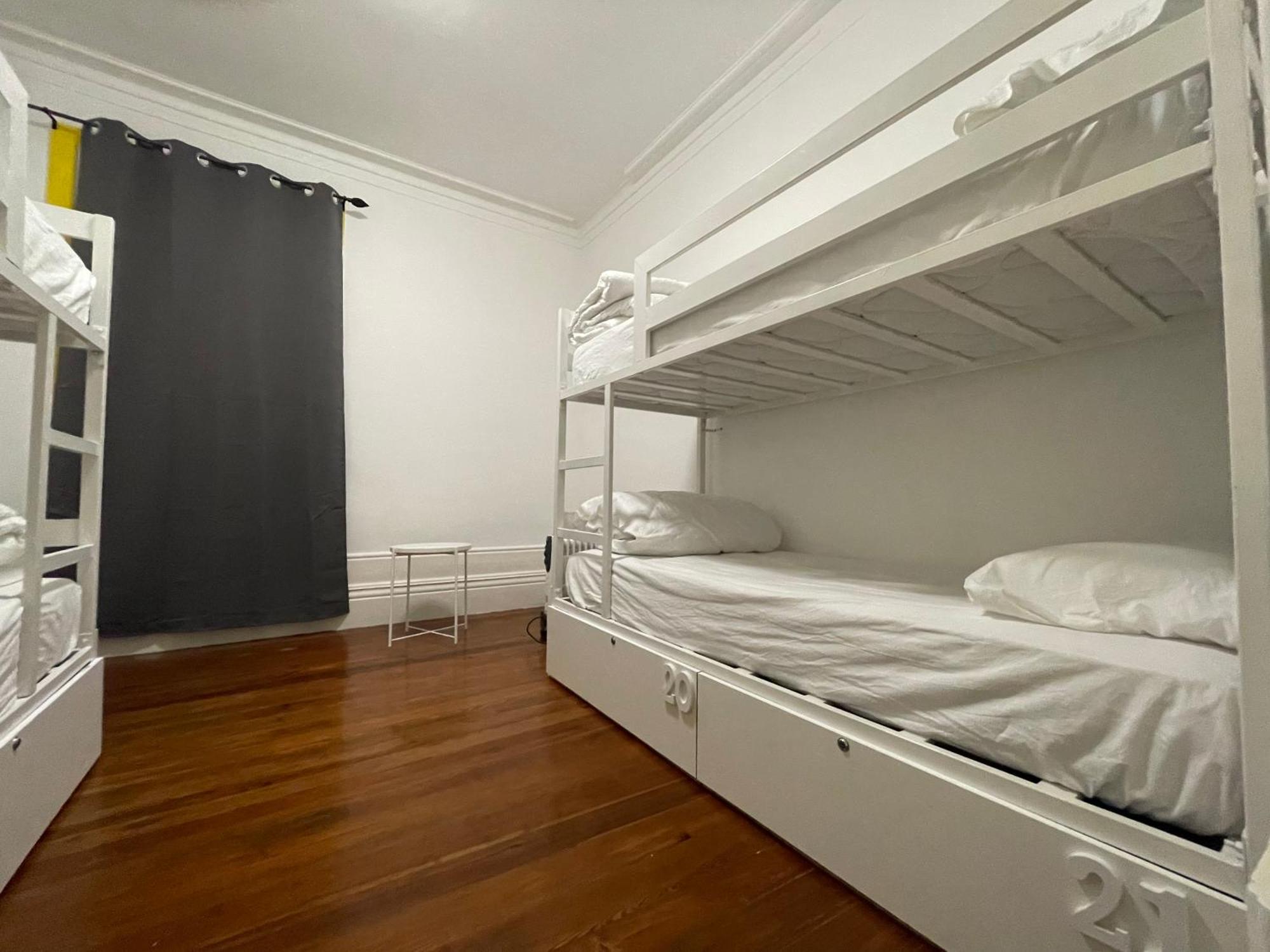 Owls Hostel Ildefonso Porto Kültér fotó